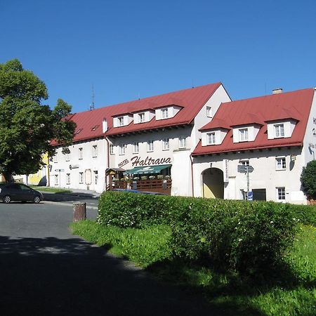 Klenci pod Cerchovem Hotel Haltrava מראה חיצוני תמונה